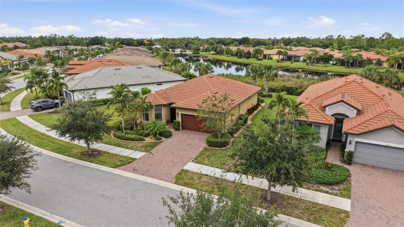 2 bedroom Single Family Residence at 1512 Hyssop Loop, Cypress Falls At The Woodlands, North Port — photo 5
