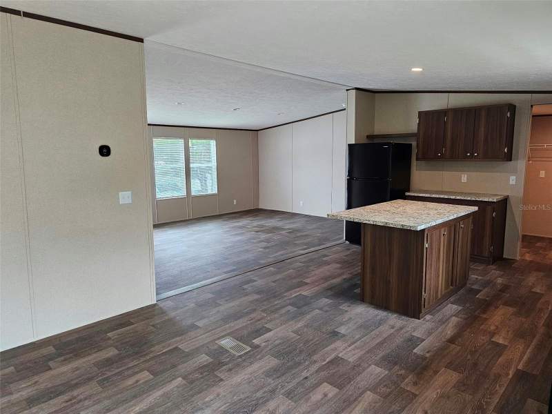 3 bedroom Manufactured Home at 6931 Castillo Court, Lynnwood Estates, Orlando — photo 5