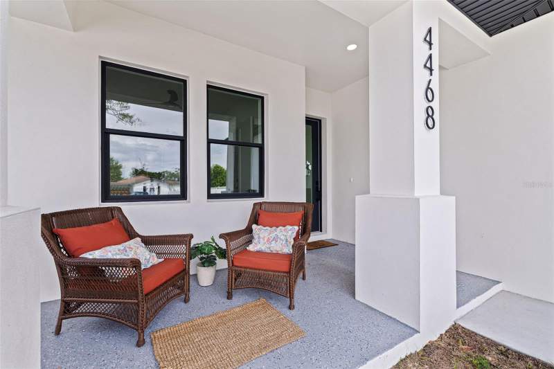 4 bedroom Single Family Residence at 4468 57th Avenue, Highland Groves, St Petersburg — photo 3