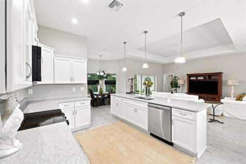 15450 Cliff Swallow Road, Weeki Wachee FL - photo 12 of 50