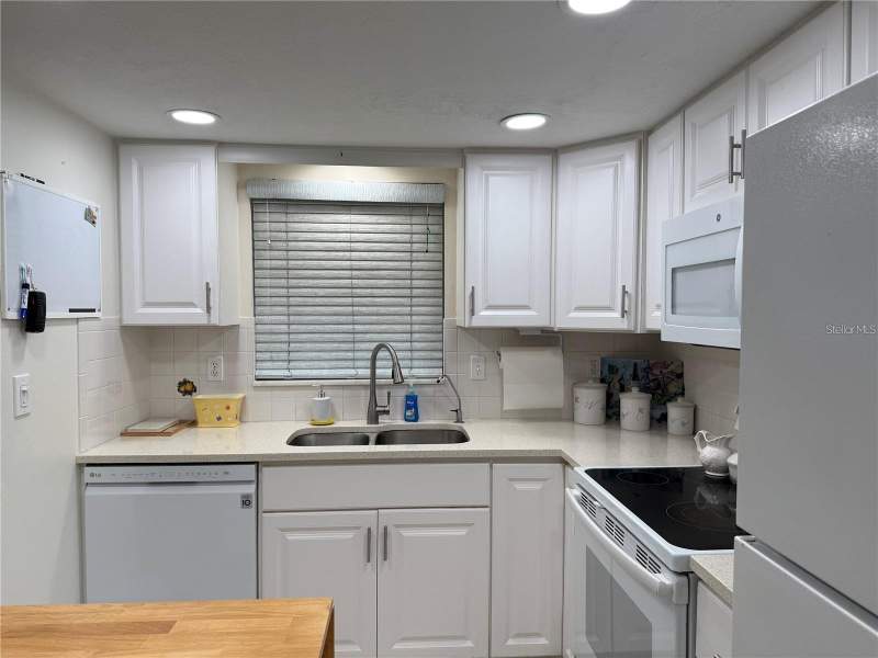2 bedroom Condominium at 1100 E Bay Drive #95, Willowbrook Condo 03, Largo — photo 5