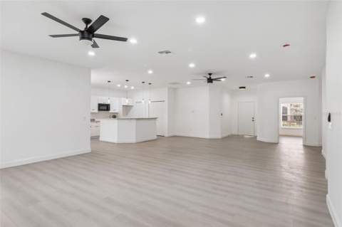 4436 Waterford Drive, Lake Wales FL - photo 14 of 59
