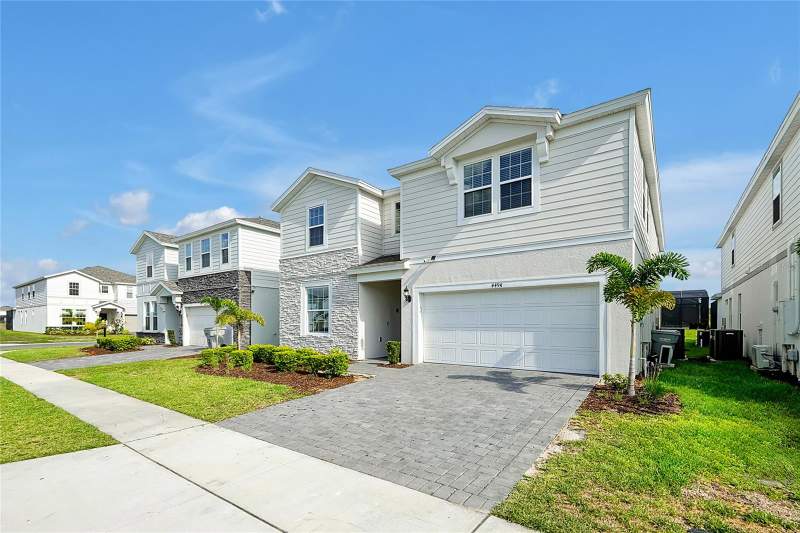 10 bedroom Single Family Residence at 4494 Kaipo Road, Windsor Island Residence Ph 3, Davenport — photo 2