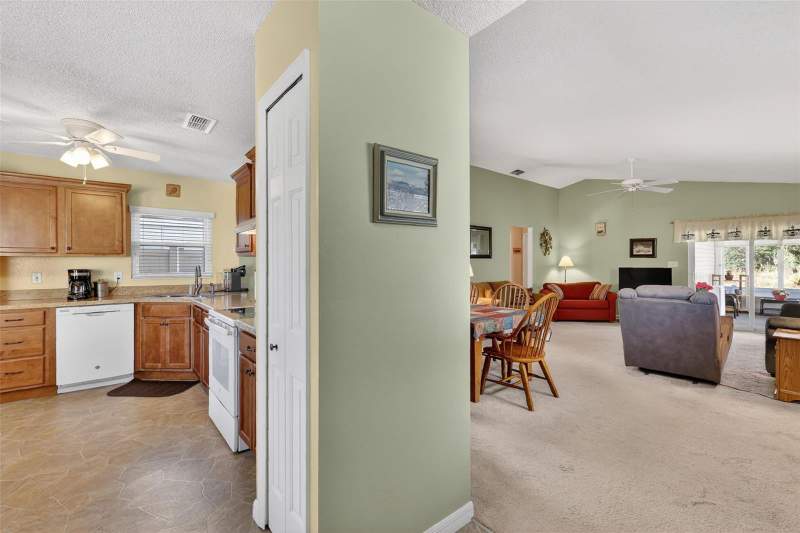 2 bedroom Single Family Residence at 4900 Heron Run Circle, Plantation At Leesburg Heron Run, Leesburg — photo 5