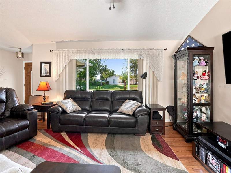 3 bedroom Single Family Residence at 4382 Montano Avenue, Spring Hill, Spring Hill — photo 5