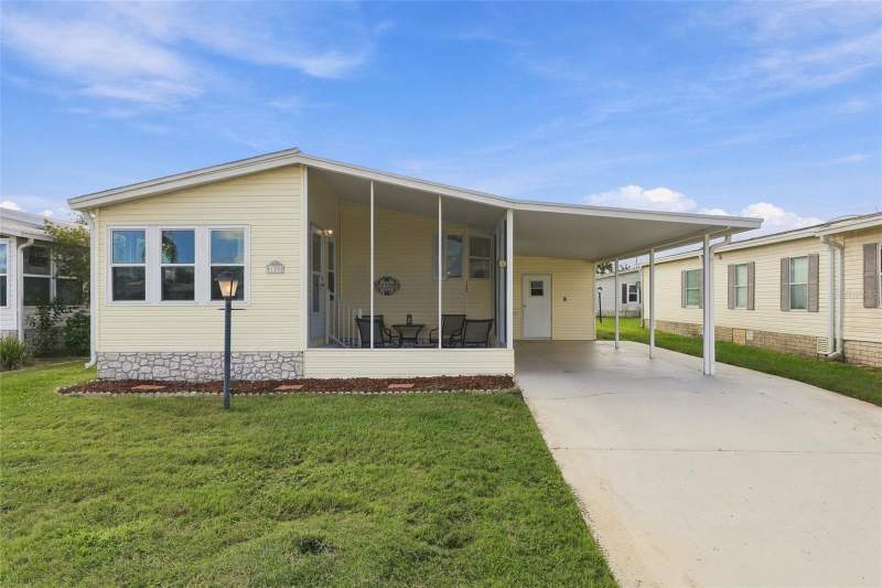 2 bedroom Manufactured Home at 122 Douglas Park Avenue, Polo Park Ph 03-B, Davenport — photo 2