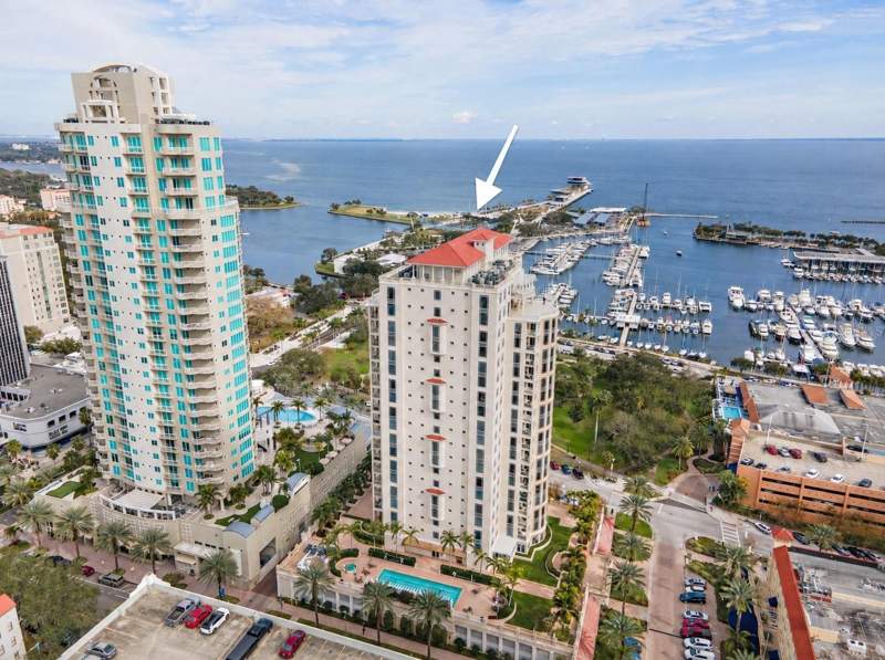 100 BEACH DRIVE #1900 home for sale in Florencia Condo
