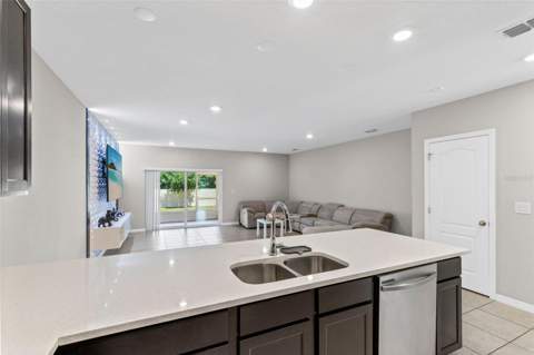 4827 Coral Castle Drive, Kissimmee FL - photo 6 of 30