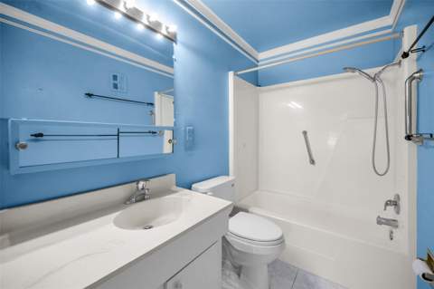 5501 80th Street #405, St Petersburg FL - photo 16 of 48