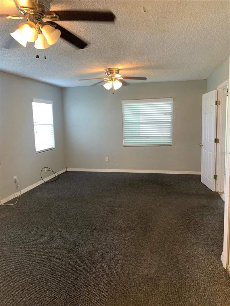 3 bedroom Single Family Residence at 1023 W Gore Street, James A Wood, Orlando — photo 5