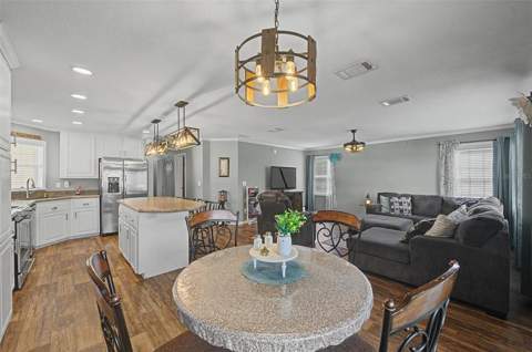 37200 Neukom Avenue, Zephyrhills FL - photo 14 of 37