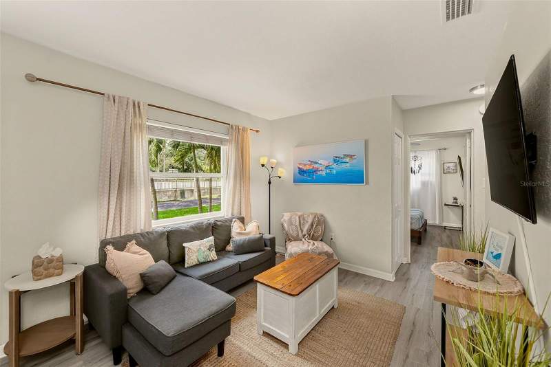 2 bedroom Single Family Residence at 10664 Starkey Road, Starkey Heights, Seminole — photo 5