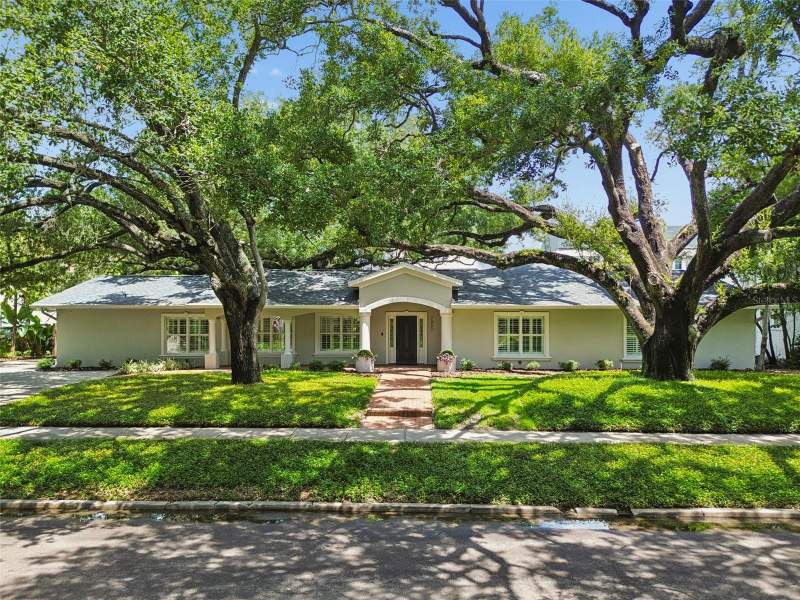 2807 W FOUNTAIN BOULEVARD home for sale in Parkland Estates