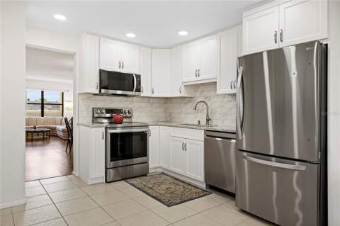 4910 Bay Street #311, St Petersburg FL - photo 14 of 48