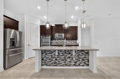 14681 Seton Creek Boulevard, Winter Garden FL - photo 8 of 48