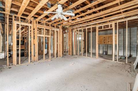 9570 Sun Isle Drive, St Petersburg FL - photo 20 of 35