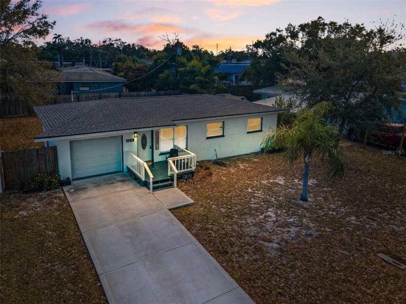 3 bedroom Single Family Residence at 1231 Little John Lane, Sherwood Forest Sub, Dunedin — photo 3