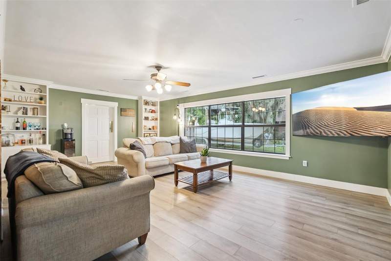 5 bedroom Single Family Residence at 1000 Boylston Street, Acreage & Unrec, Leesburg — photo 4