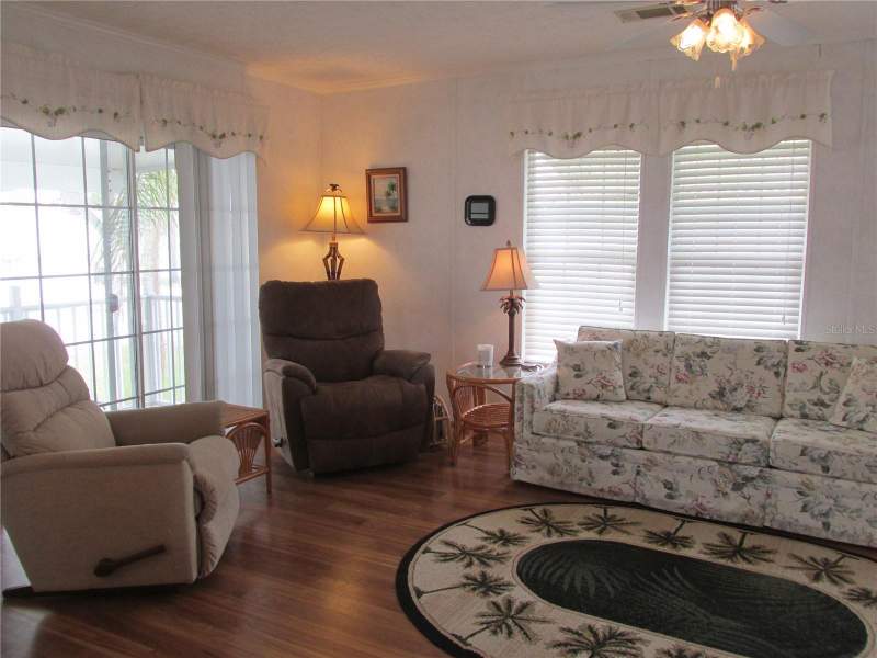 3 bedroom Manufactured Home at 5 Queen Of Waters Street, Saddlebag Lake, Lake Wales — photo 3