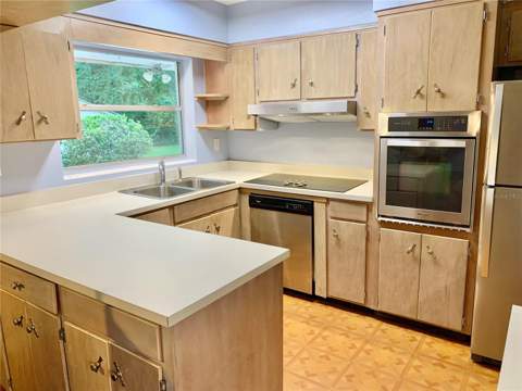 2238 NW 16th Avenue, Gainesville FL - photo 6 of 6