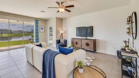 4321 Silver Birch Court, Palmetto FL - photo 18 of 40
