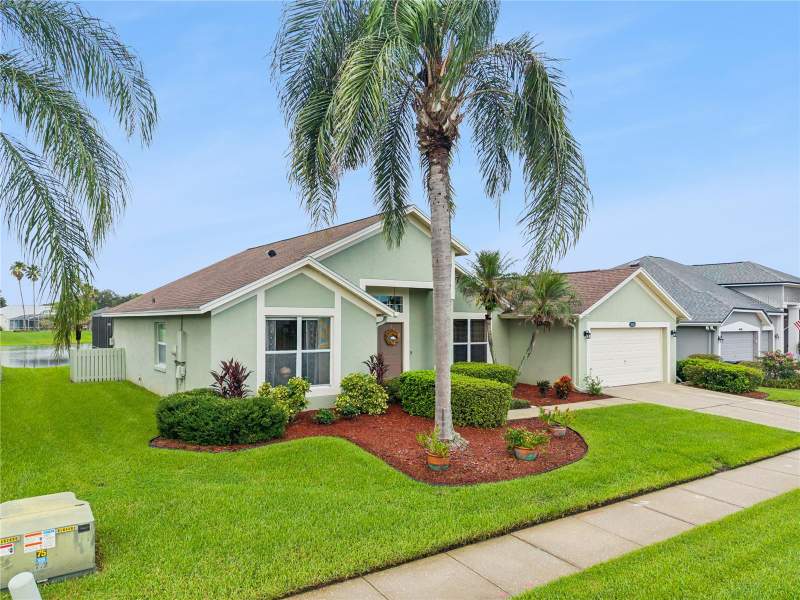 3 bedroom Single Family Residence at 3828 Brookmyra Drive, Hunters Creek Tr 305 Ph 01, Orlando — photo 2