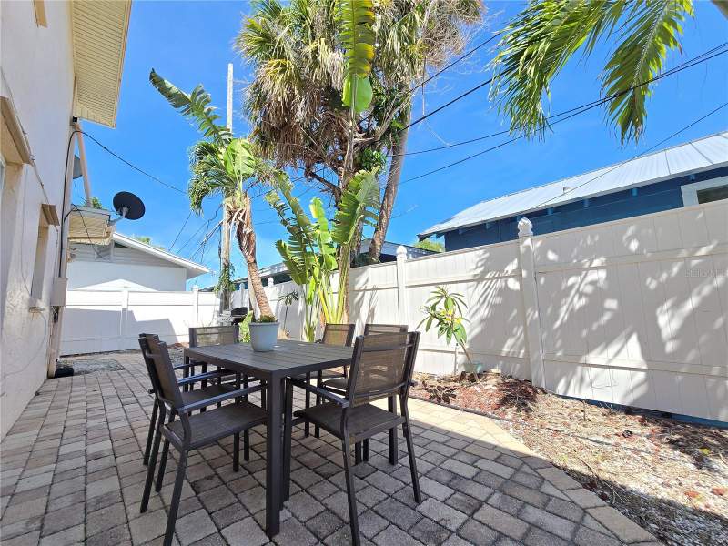 1 bedroom Condominium at 525 73rd Avenue #2, Tropical Breeze Condo, St Pete Beach — photo 4