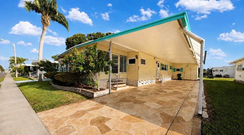 2 bedroom Mobile Home at 1100 Belcher Road #304, Largo, Largo — photo 5