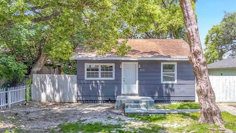 8010 N 13TH STREET home for sale in Sulphur Springs