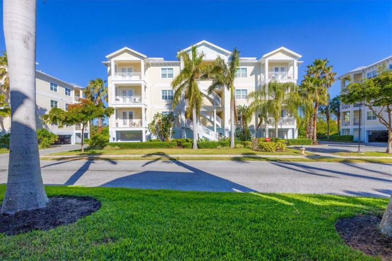 3 bedroom Condominium at 7920 34th Avenue #303, Palma Sola Bay Club Ph 16A, Bradenton — photo 2