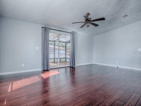 518 Saint Andrews Boulevard, Lady Lake FL - photo 13 of 44
