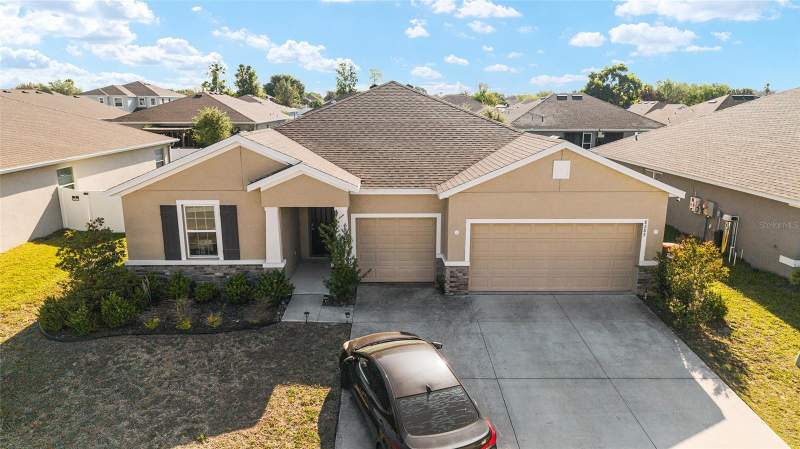 4 bedroom Single Family Residence at 8285 SW 58th Avenue, Brookhaven, Ocala — photo 2