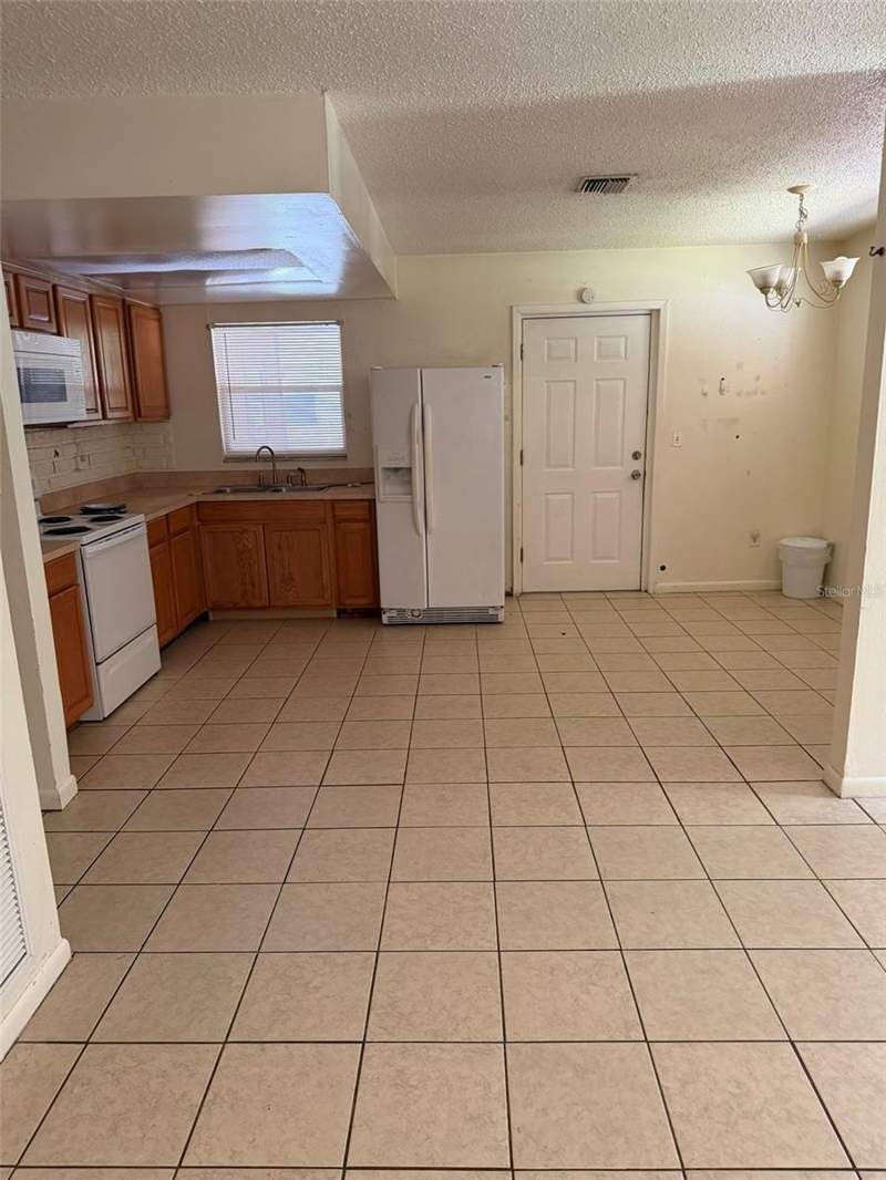 3 bedroom Single Family Residence at 6458 79th Avenue, Avon Dale, Pinellas Park — photo 3