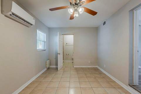 4226 E Emma Street, Tampa FL - photo 9 of 24