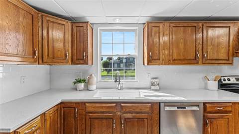 1542 Lake Ariana Boulevard, Auburndale FL - photo 19 of 70