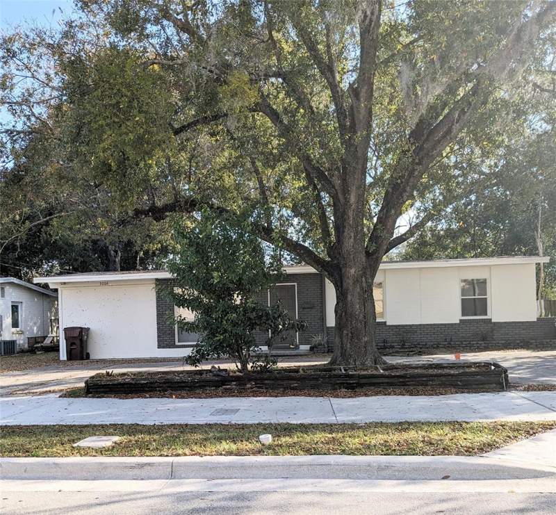 4 bedroom Single Family Residence at 3006 E Anderson Street, Crystal Lake Terrace, Orlando — photo 2