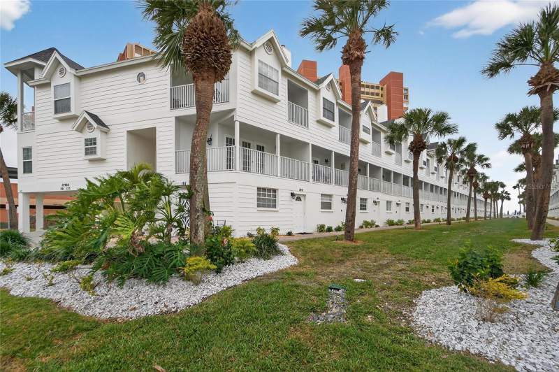 2 bedroom Townhouse at 17960 Gulf Boulevard #119, Sunset Reef, Redington Shores — photo 3