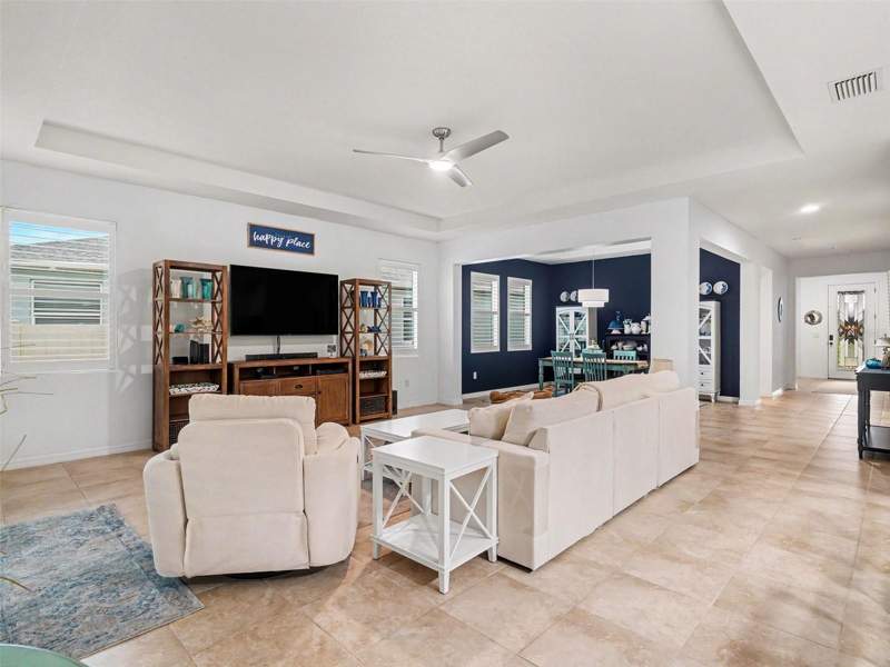 4 bedroom Single Family Residence at 6466 Devesta Loop, Trevesta Ph I-A, Palmetto — photo 3