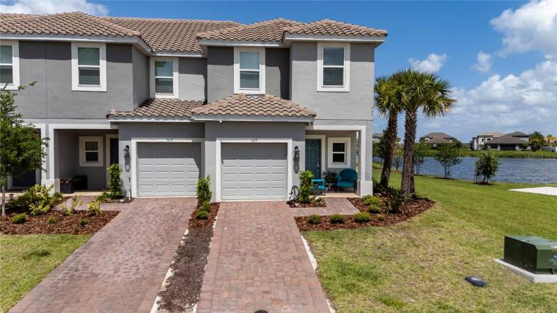 3 bedroom Townhouse at 3635 Main Harbor Drive, Bellalago Pod G Twnhms, Kissimmee — photo 3