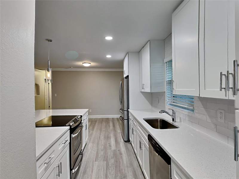 4 bedroom Single Family Residence at 1440 Dann Street, Country Club Add, Orlando — photo 3