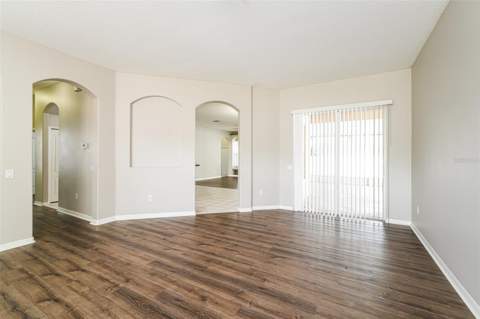 4320 Balington Drive, Valrico FL - photo 7 of 40