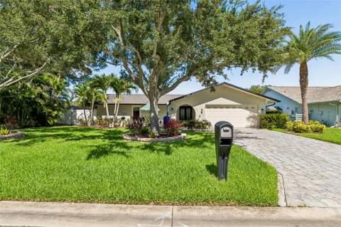 725 Del Oro Drive, Safety Harbor FL - photo 6 of 6