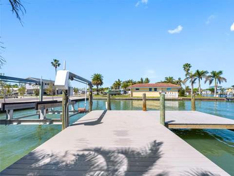 562 Johns Pass Avenue, Madeira Beach FL - photo 21 of 89