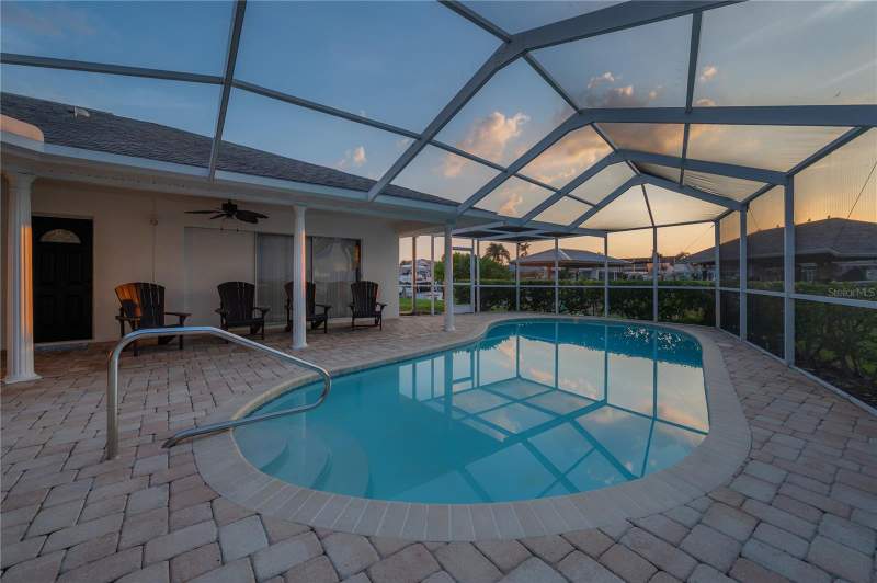 3 bedroom Single Family Residence at 6322 Cottonwood Lane, Apollo Beach Unit 13 Pt 1 Re, Apollo Beach — photo 3