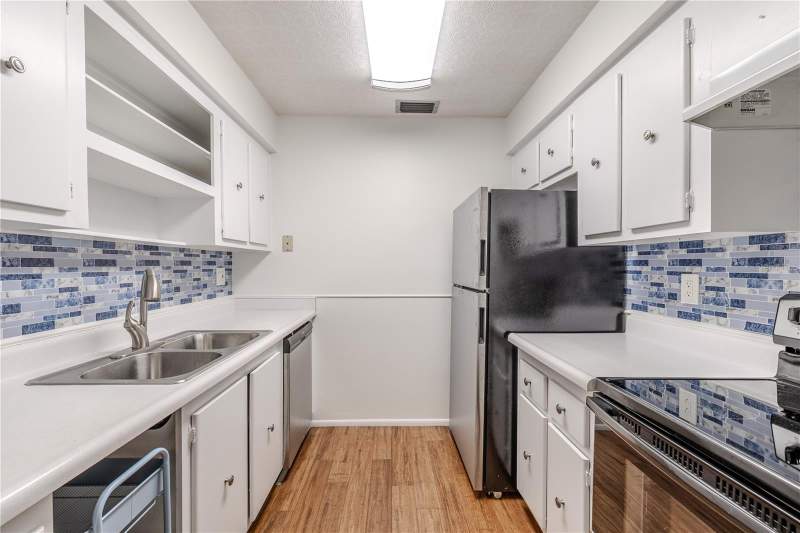 2 bedroom Condominium at 1708 Belleair Forest Drive #D, Belleair Forest Garden Condo, Belleair — photo 5