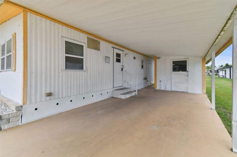 2 bedroom Manufactured Home at 5353 Comanche Street, Lake Betmar Estates, Zephyrhills — photo 5