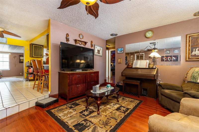 4 bedroom Single Family Residence at 12095 102nd Avenue, Orangewood Highlands, Seminole — photo 4