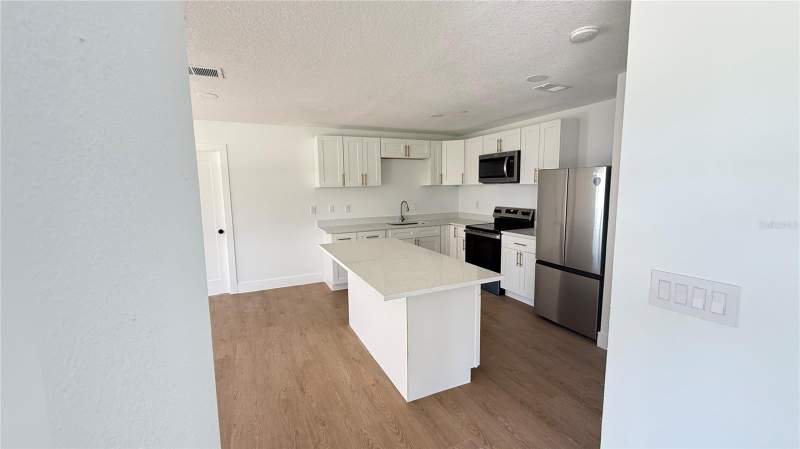 3 bedroom Single Family Residence at 379 Marion Oaks Lane, Marion Oaks, Ocala — photo 5