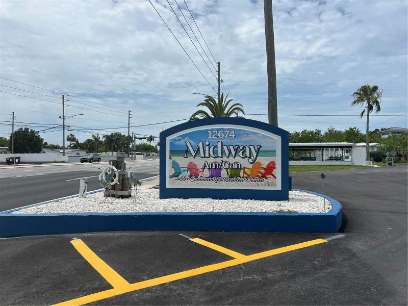 1 bedroom Mobile Home at 12674 Seminole Boulevard #S18, Midway Trailer Court Unrec, Largo — photo 3
