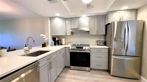 1450 Heather Ridge Boulevard #201, Dunedin FL - photo 7 of 56